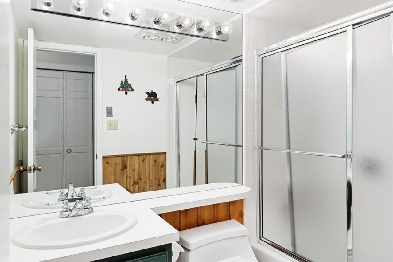 Chateau Dumont Unit 2, Condo With Central, Downtown Location Aspen Exterior foto